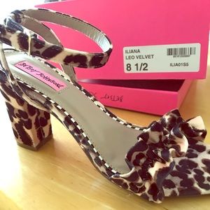 Brand New leopard sandal heels Betsey Johnson